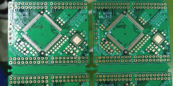 高精密PCB批量生产