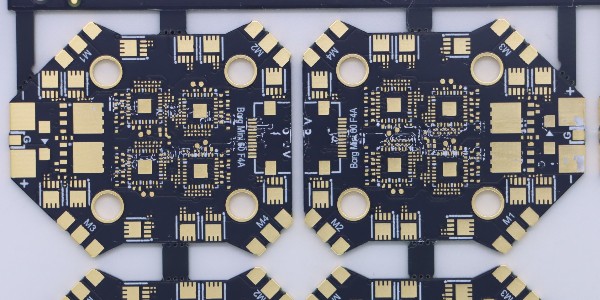 盲孔和通孔对信号的差异影响有多大？